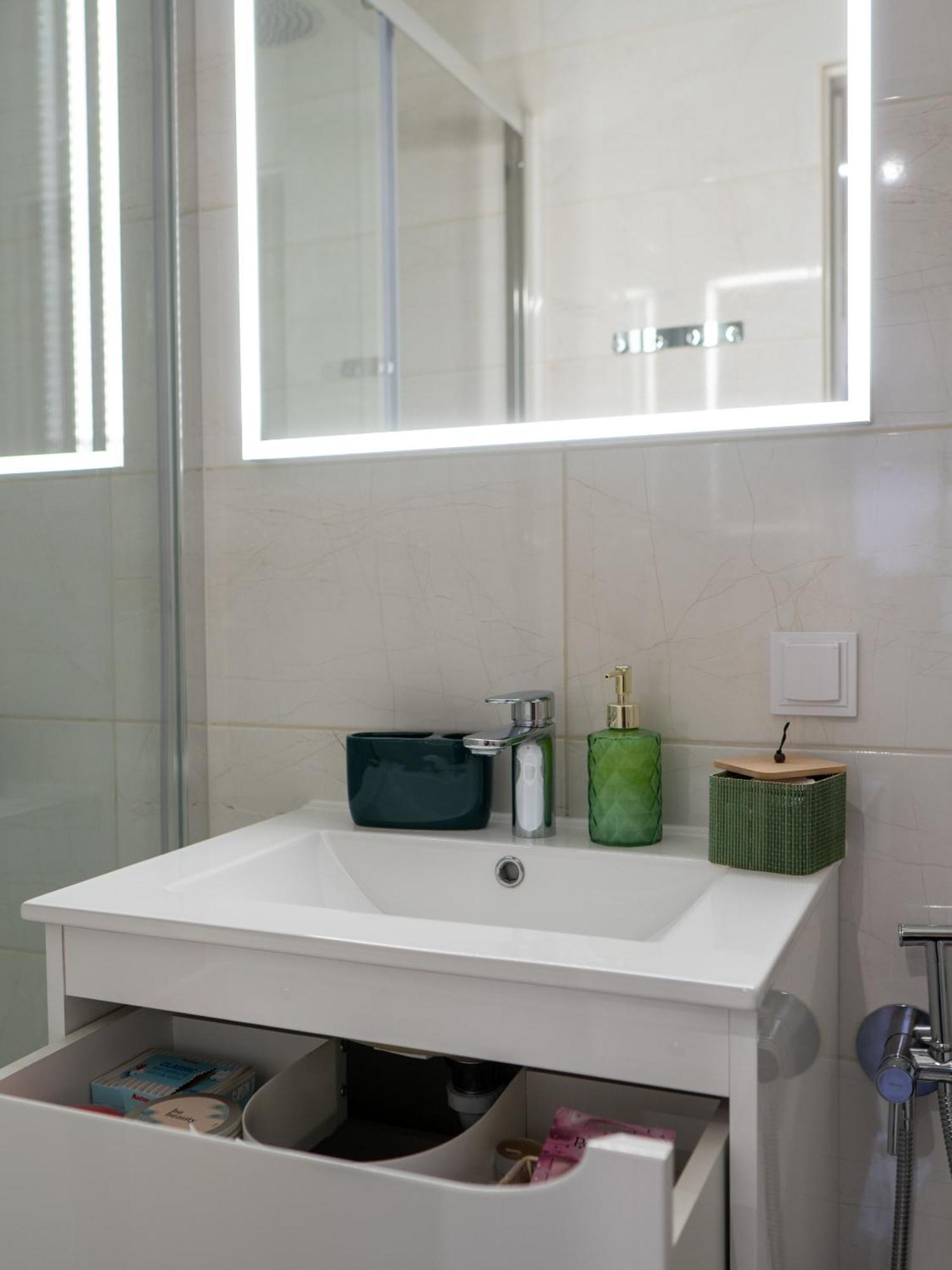 Apartament Classic Comfort Aleja Nmp 8 - Free Parking Częstochowa Exterior foto